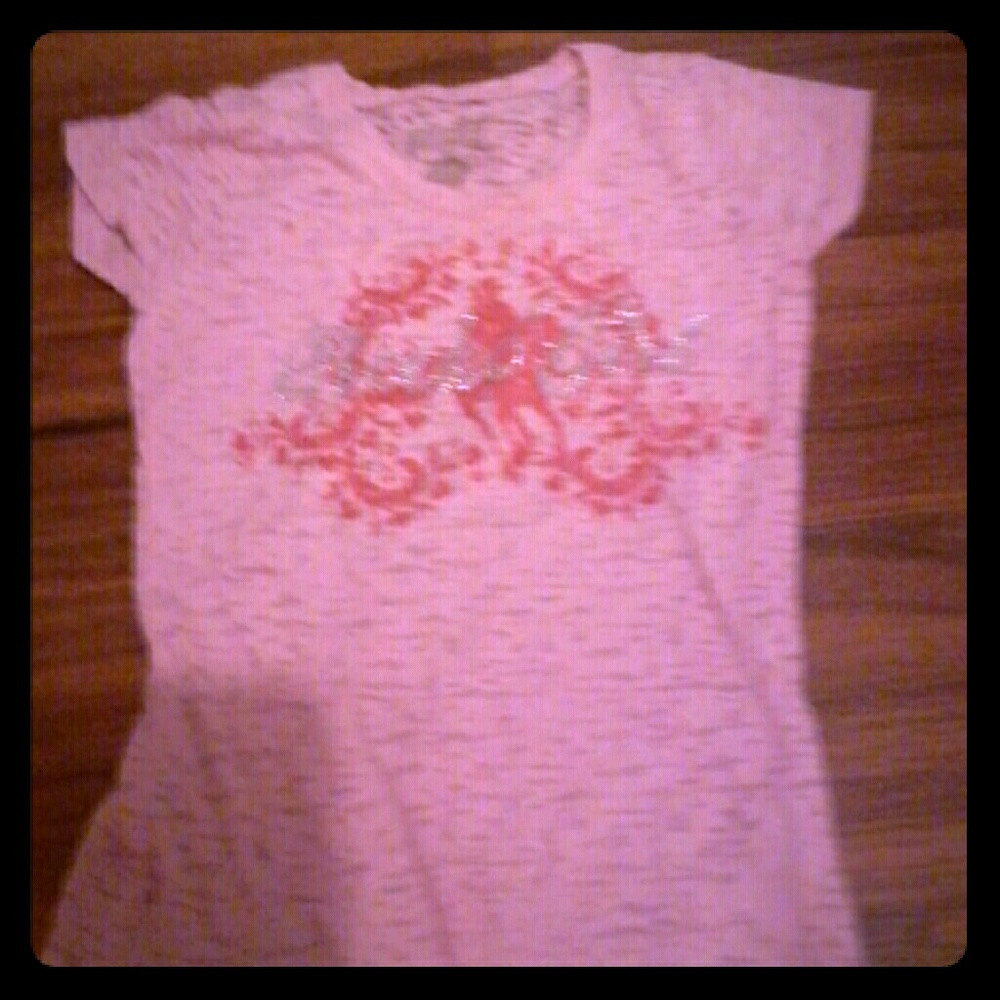 A pink tee shirt